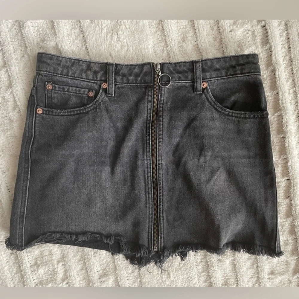We The Free Free People Zip It Up Black Denim Mini Skirt Size 27
